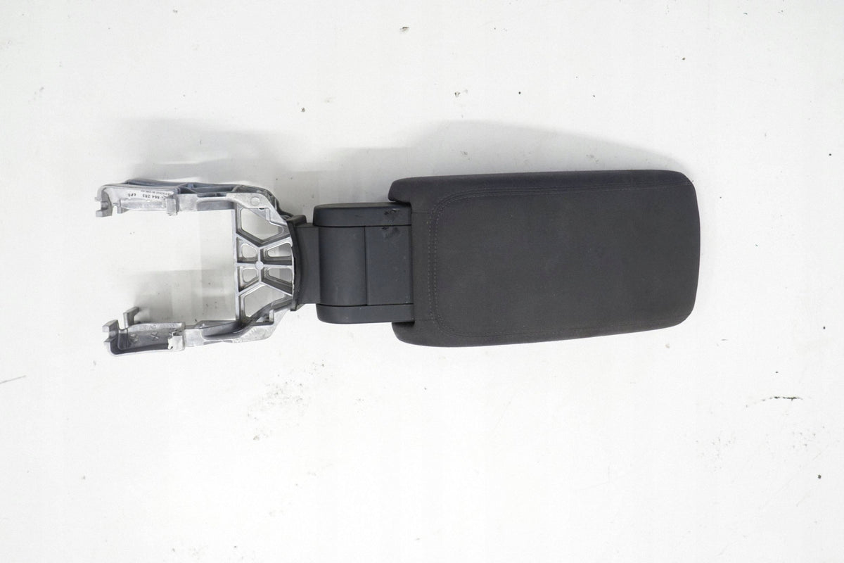AUDI A3 8V LIFT 16R ARMREST FRAME MATERIAL 8V0864283