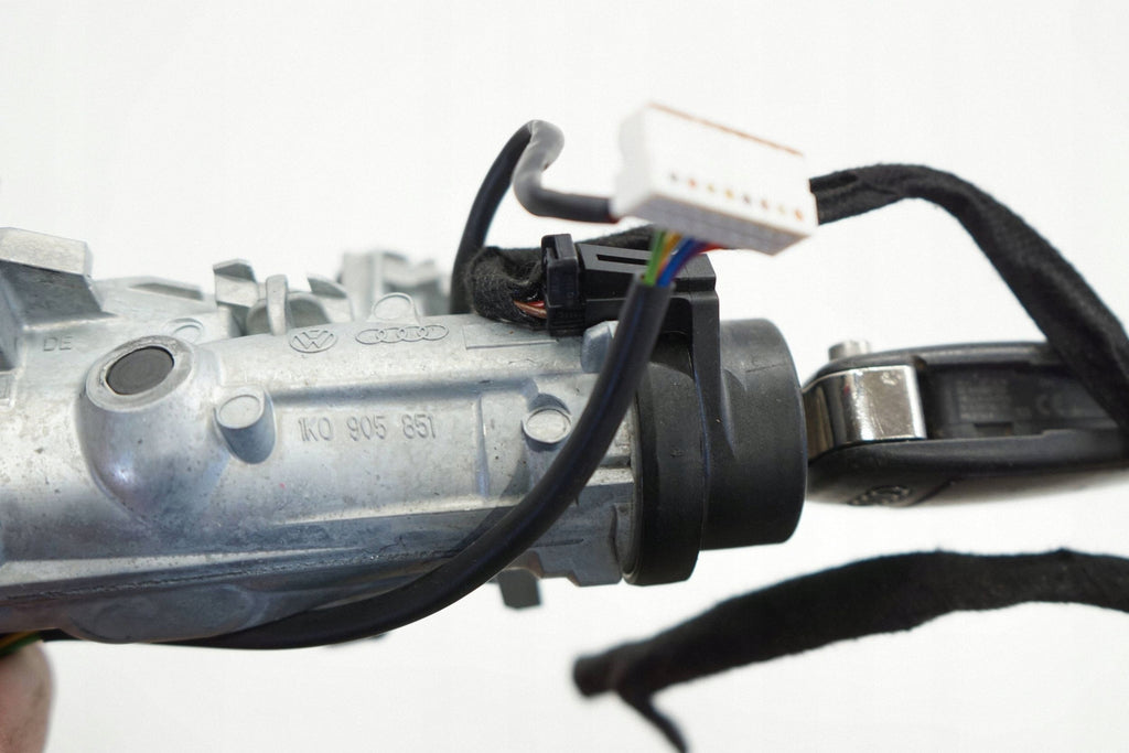 AUDI A3 8V LIFT 16R IGNITION KEY SET 1K0905851