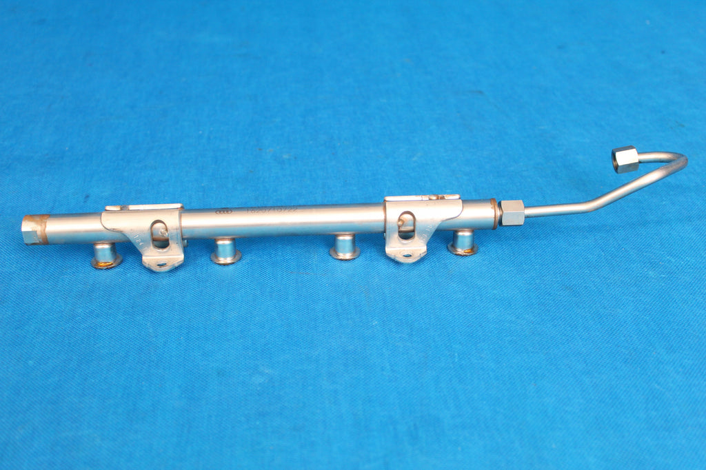 AUDI A3 8V LIFT INJECTOR RAIL 04E133320D 2016R