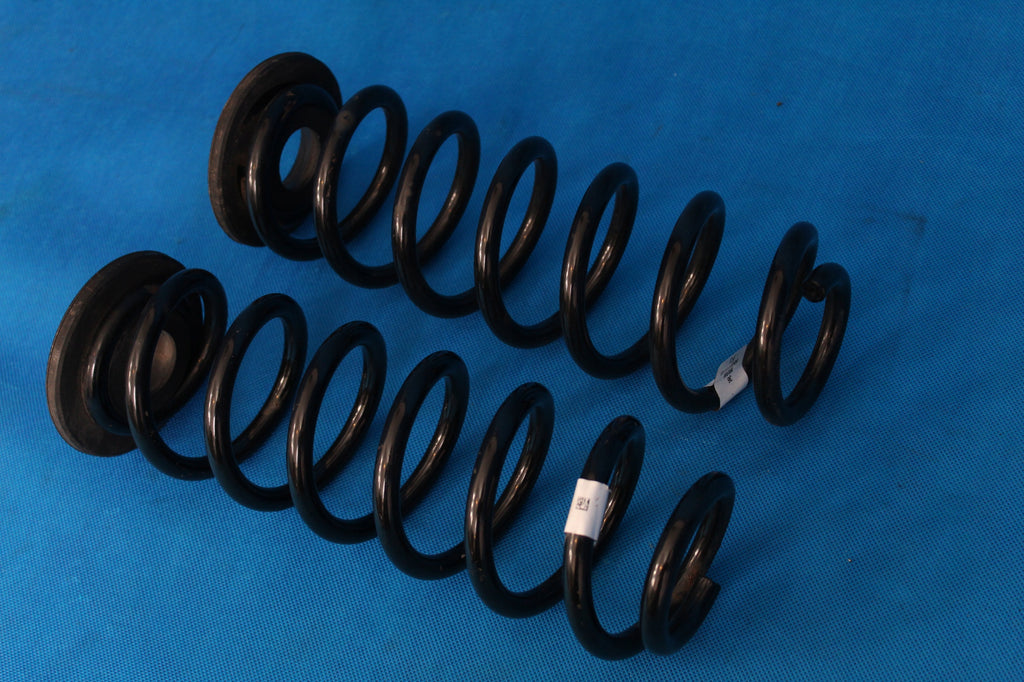 AUDI A3 8V LIFT SPRING REAR 5Q0511115FJ 2016R
