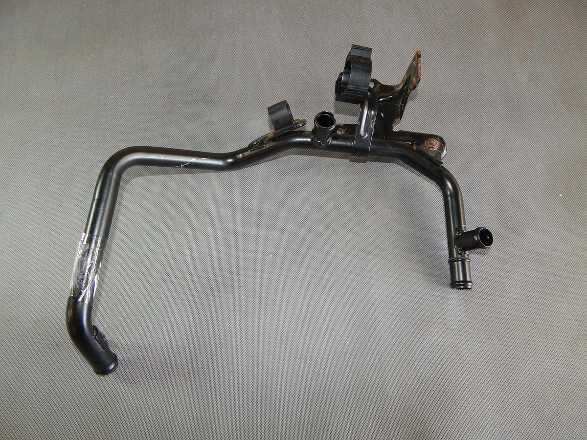 AUDI A3 8V PUMP HOLDER 5Q0121599J