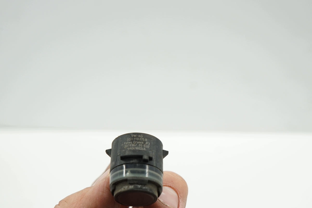 AUDI A3 8V SEDAN 16R PARKING SENSOR PDC LX7R 5Q0919275B