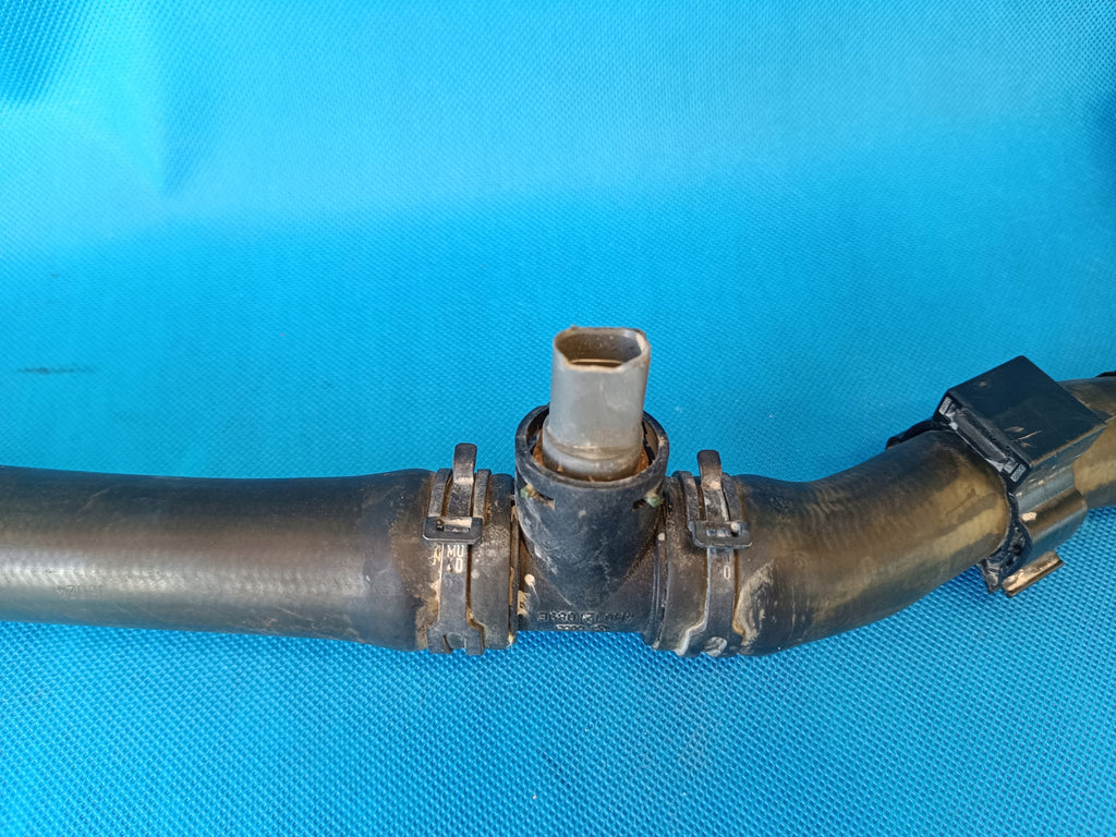 AUDI A3 8V SEDAN 18R S-LINE 2.0 TDI 110KW HOSE PIPE WATER HOSE 5N0122051CB