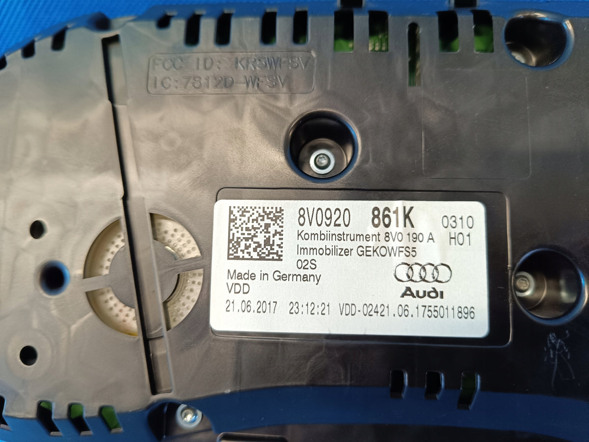 AUDI A3 8V SEDAN LIM. S-LINE 2.0 TDI 110KW COUNTER CLOCKS 8V0920861K