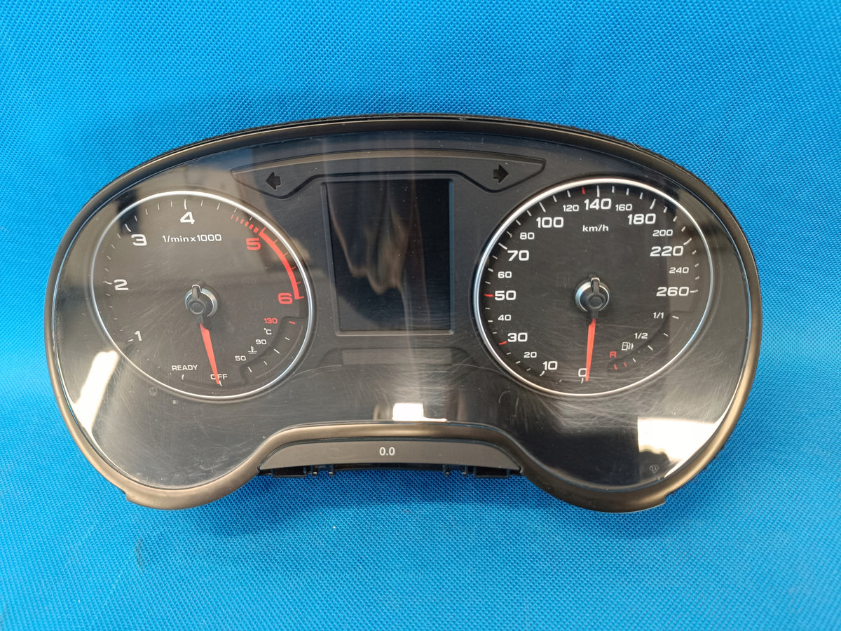 AUDI A3 8V SEDAN LIM. S-LINE 2.0 TDI 110KW COUNTER CLOCKS 8V0920861K