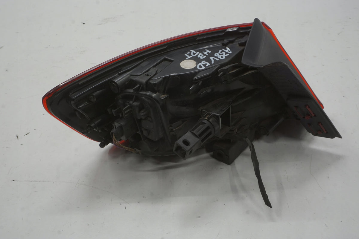 AUDI A3 8V SPORTBACK 14R LAMP RIGHT REAR 8V4945096C