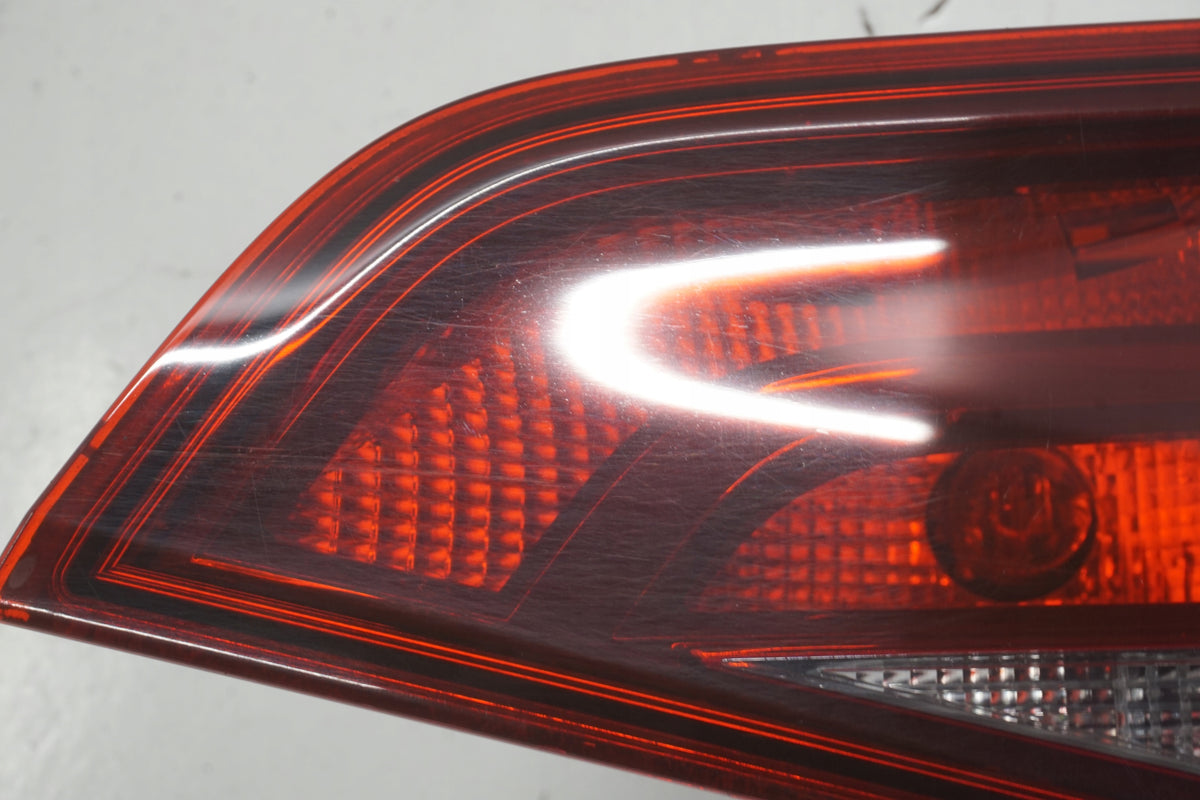 AUDI A3 8V SPORTBACK 14R LAMP RIGHT REAR IN FLAP 8V4945094