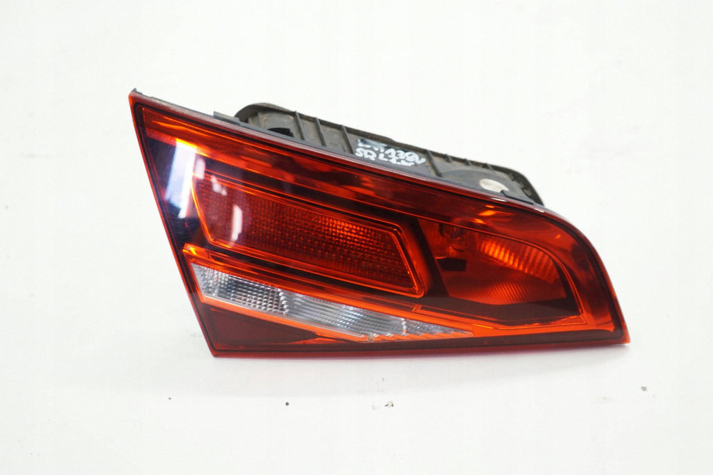AUDI A3 8V SPORTBACK 16R FLAP LAMP LEFT REAR 8V4945075