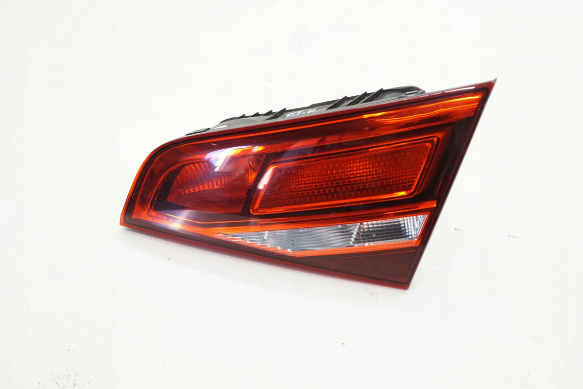 AUDI A3 8V SPORTBACK 16R FLAP LAMP RIGHT REAR 8V4945076