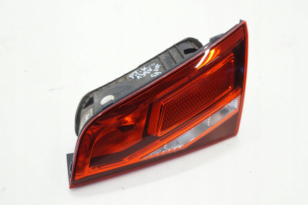 AUDI A3 8V SPORTBACK 16R FLAP LAMP RIGHT REAR 8V4945076