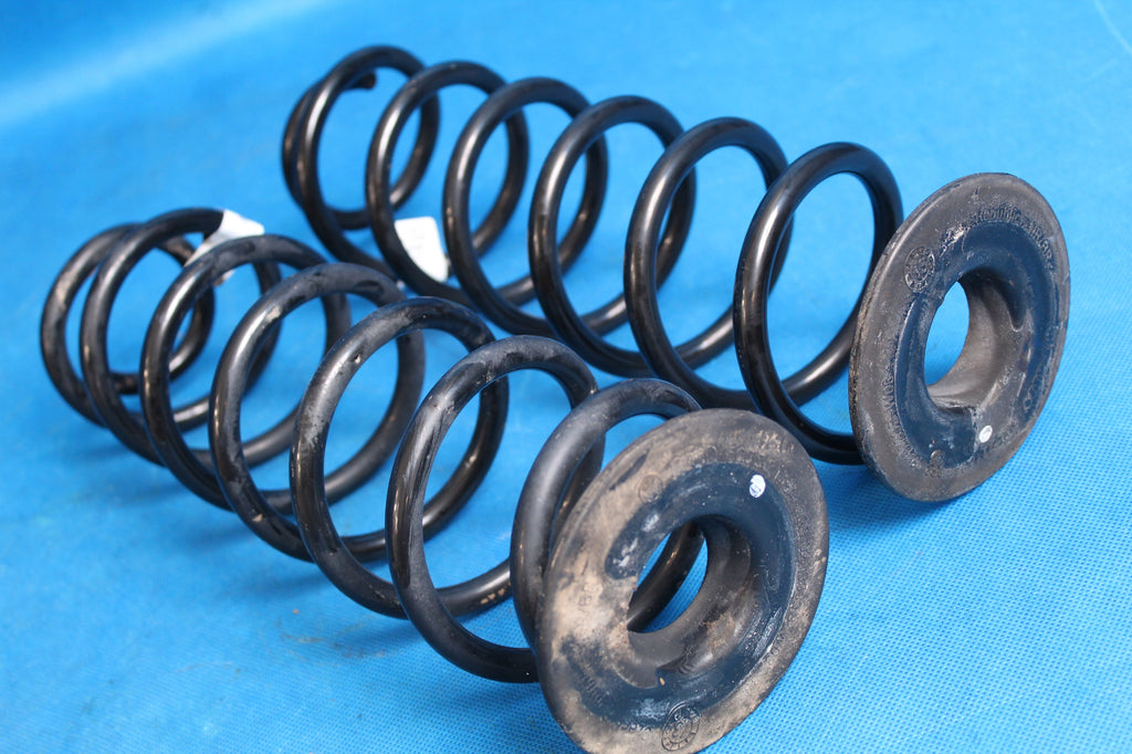 AUDI A3 8V SPRING REAR 5Q0511115BC 2014R