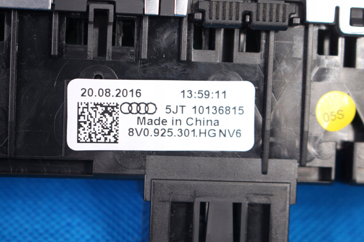 AUDI A3 8V SWITCH PANEL 8V0925301HG 2016R