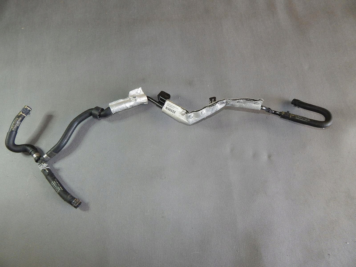 AUDI A3 8V TUBE WATER HOSE 04L121070D
