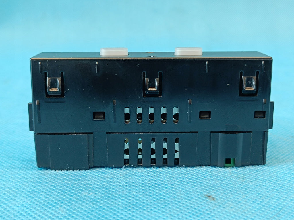 AUDI A3 8Y LIFT 1.5 TSI 2025 R USB PORT SOCKET TYPE C DUAL DATA 8Y0035736