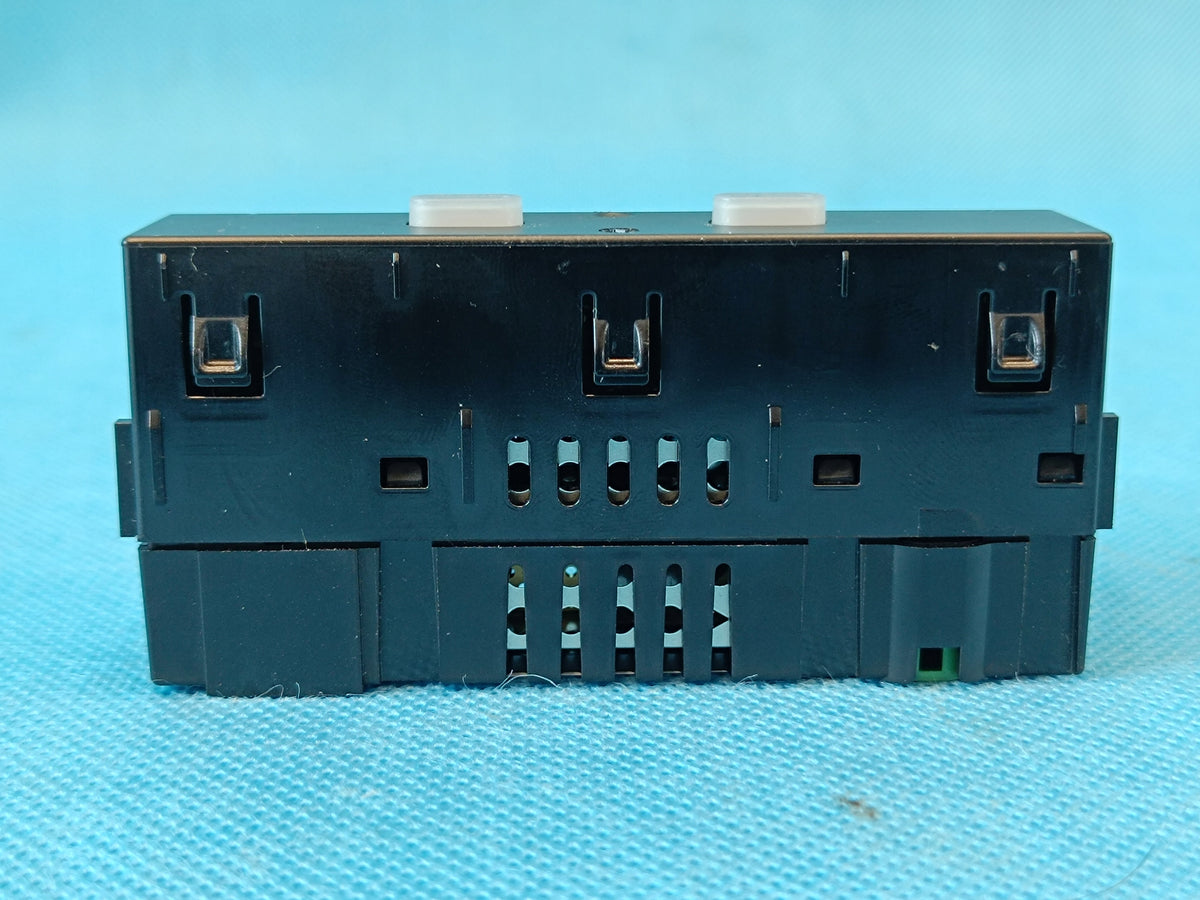 AUDI A3 8Y LIFT 1.5 TSI 2025 R USB PORT SOCKET TYPE C DUAL DATA 8Y0035736