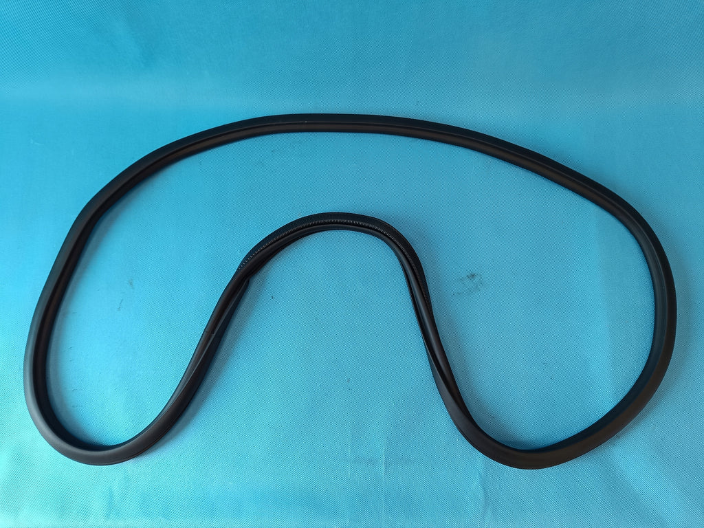 AUDI A3 8Y LIFT 1.5 TSI 85KW 2025 R DOOR SEAL RIGHT REAR 8Y5833721B