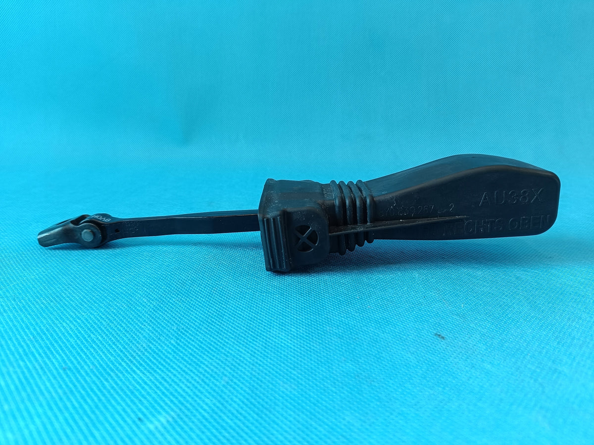 AUDI A3 8Y LIFT 1.5 TSI 85KW 2025 R DOOR STOP LEFT REAR 8Y0839249A
