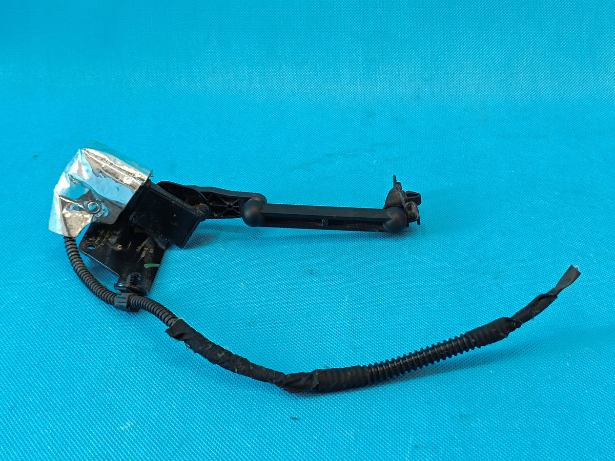 AUDI A3 8Y LIFT 1.5 TSI 85KW 2025 R LIGHT LEVELING SENSOR 5WA512513