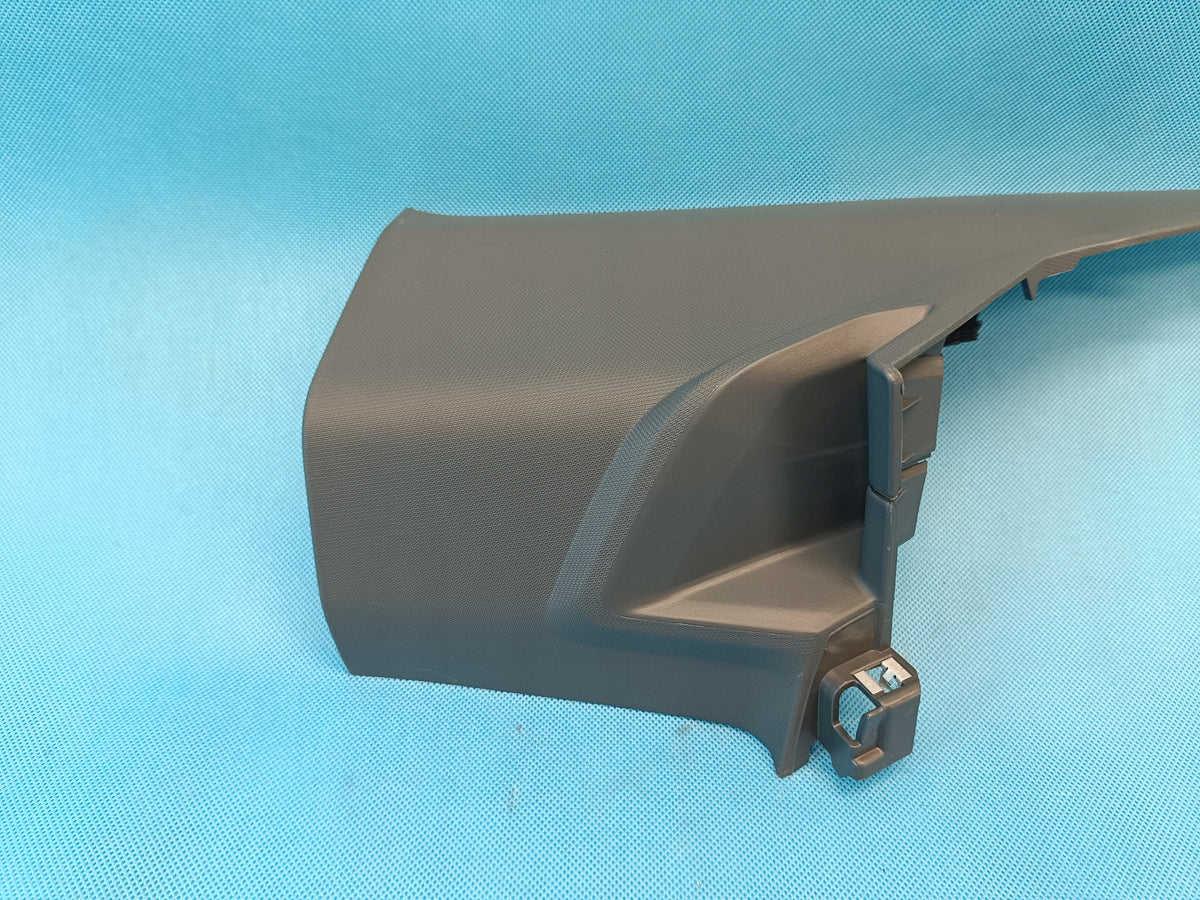 AUDI A3 8Y LIFT 1.5 TSI 85KW 2025 R PLATING POST C RIGHT 8Y5867246 DK1