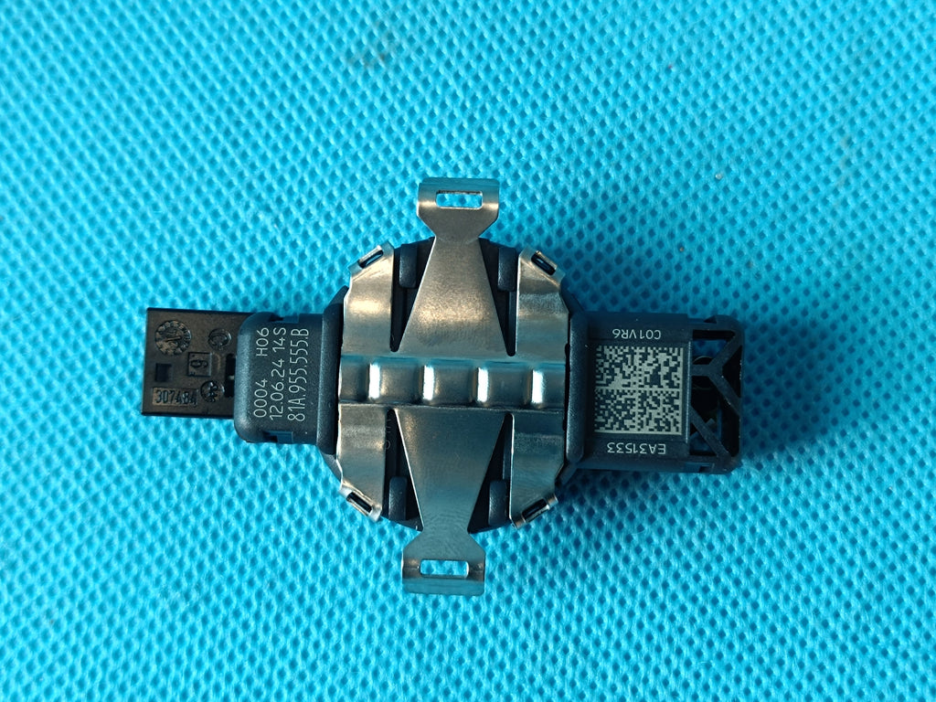 AUDI A3 8Y LIFT 1.5 TSI 85KW 2025 R RAIN SENSOR 81A955555B