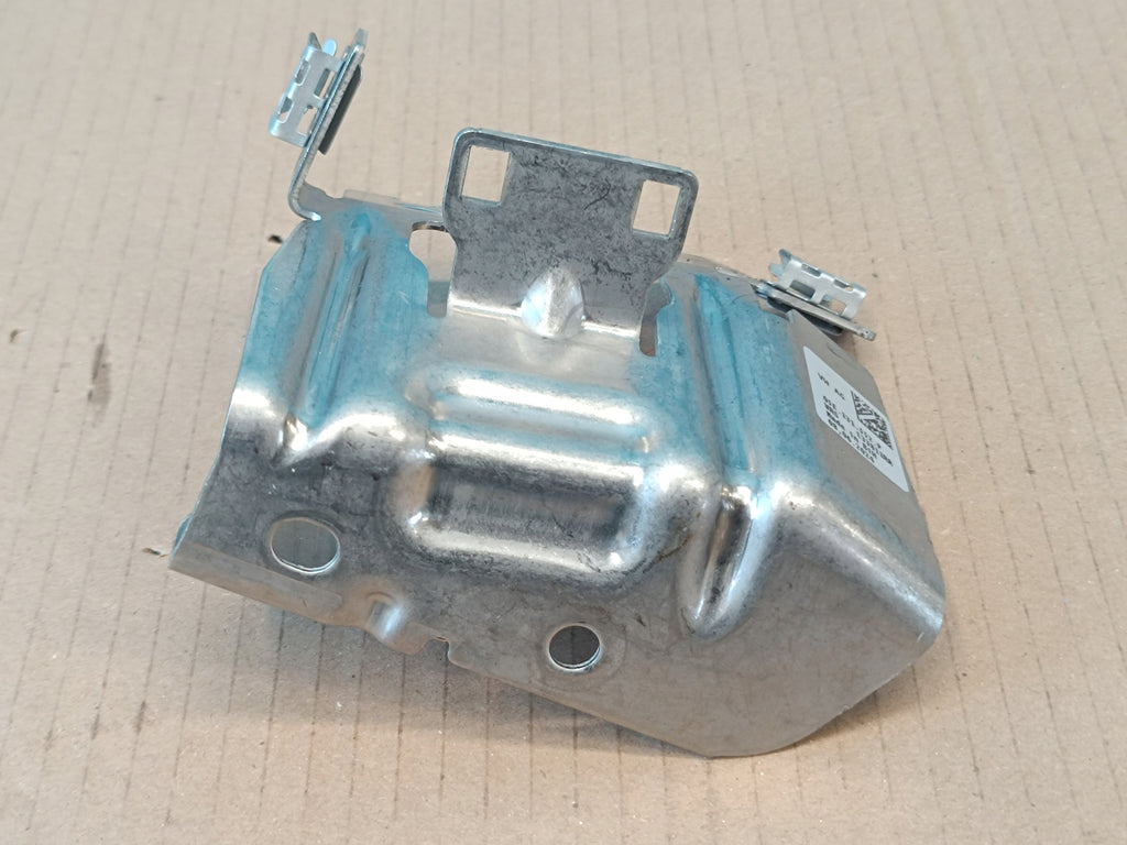 AUDI A3 8Y LIFT 1.5 TSI 85KW 2025 R SENSOR CLAMP HOLDER 05E131552P