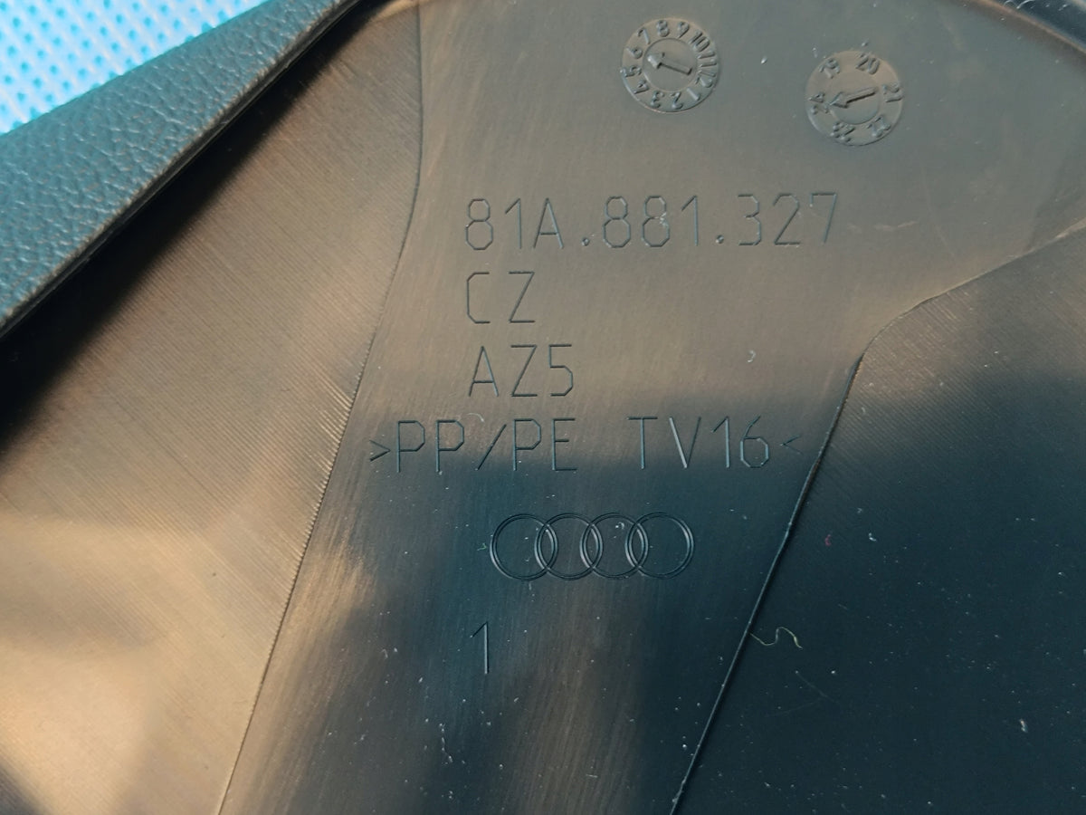 AUDI A3 8Y LIFT 1.5 TSI 85KW 25R DRIVER'S SEAT COVER HOUSING 81A881327