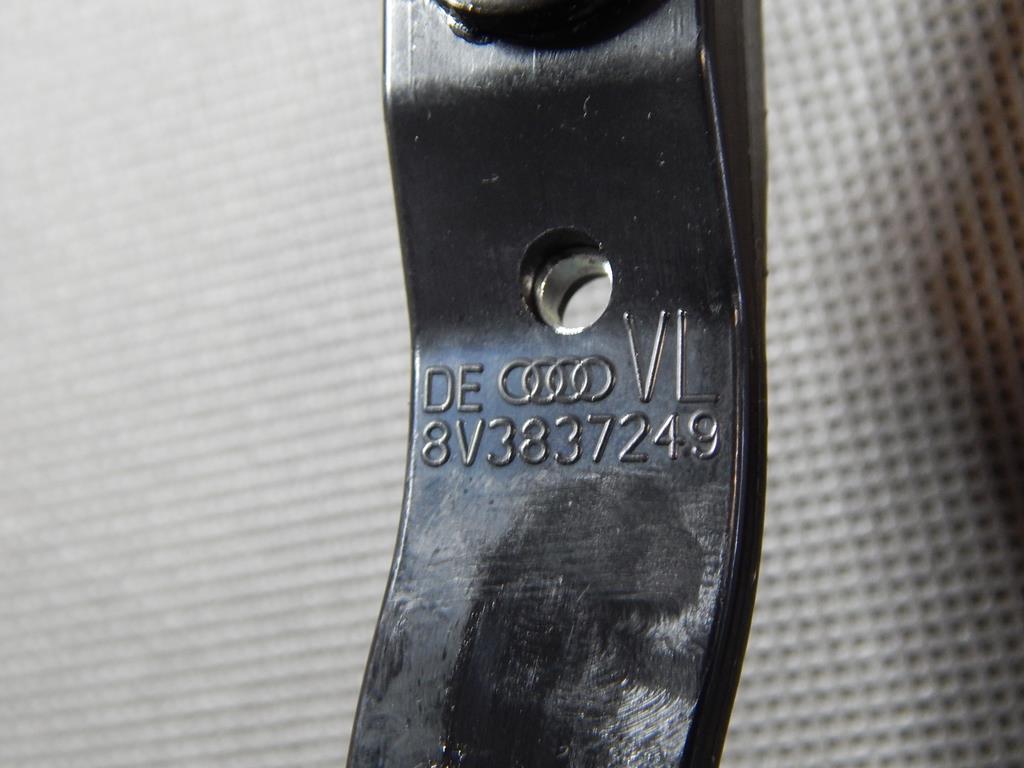 AUDI A3 S3 8V RIGHT DOOR STOP 8V3837249