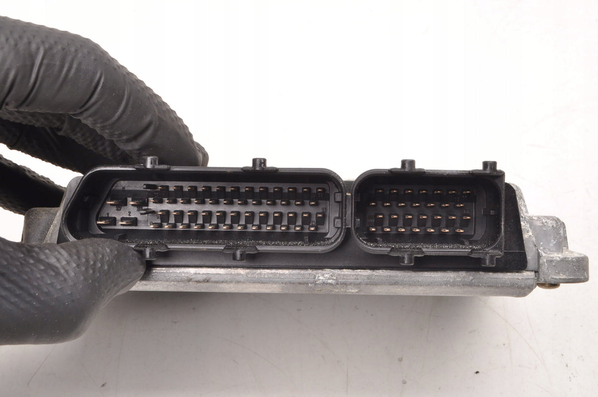 AUDI A4 B5 1.9 TDI 110HP COMPUTER ENGINE CONTROLLER 038906018FD