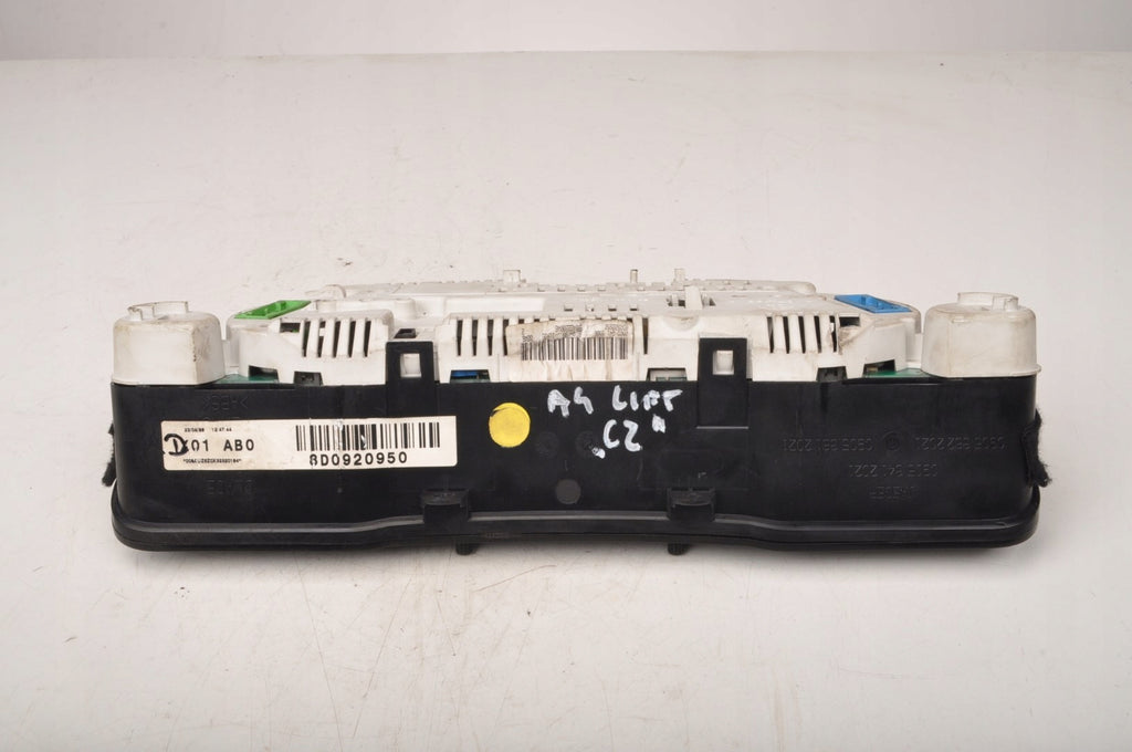 AUDI A4 B5 2.5 TDI COUNTER CLOCKS 8D0920950