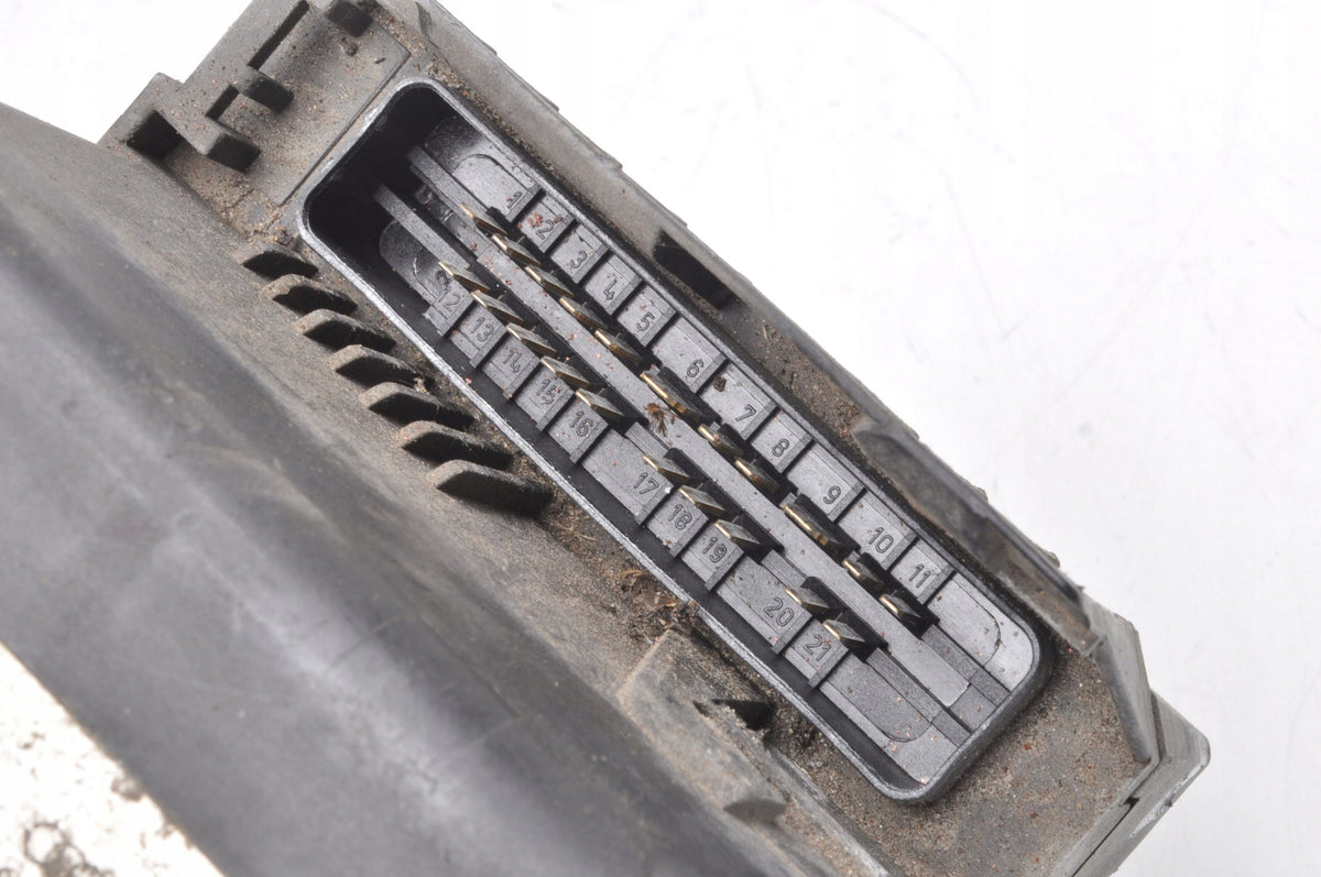 AUDI A4 B5 A6 S6 A8 S8 1.8 20V 125HP ABS PUMP 8D0614111D