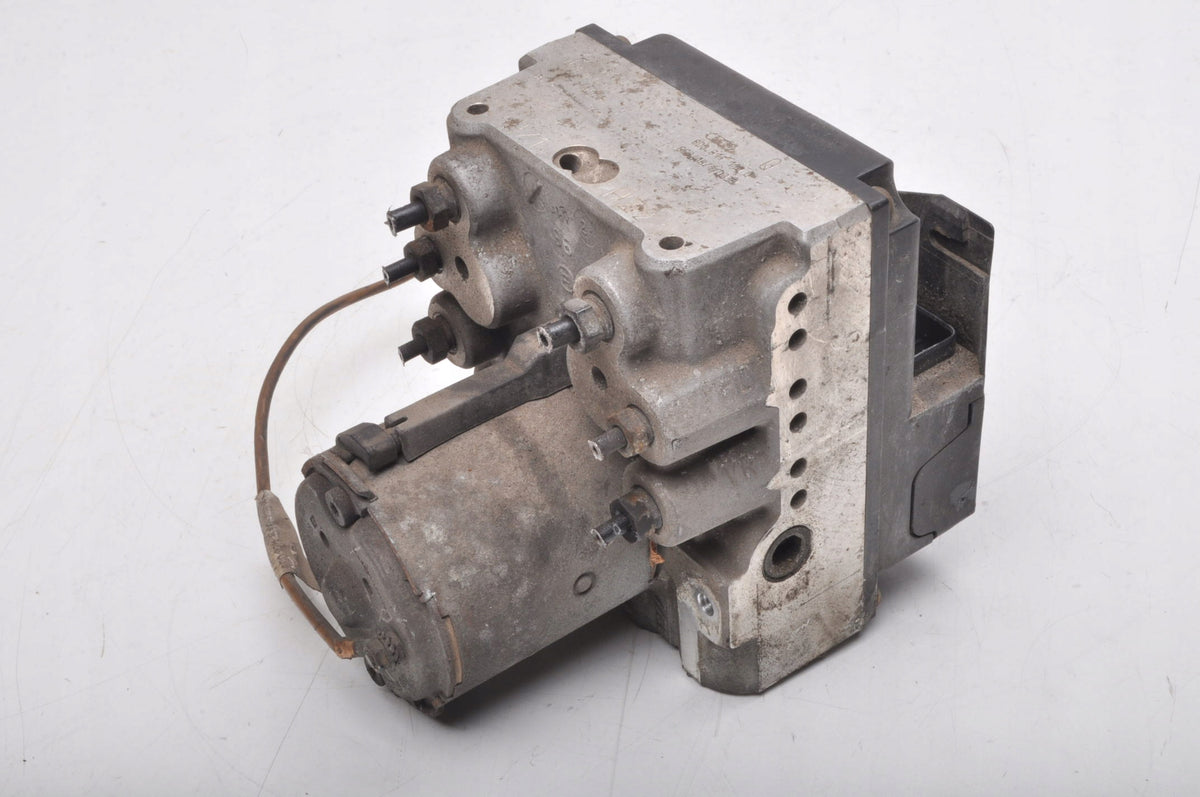 AUDI A4 B5 A6 S6 A8 S8 1.8 20V 125HP ABS PUMP 8D0614111D