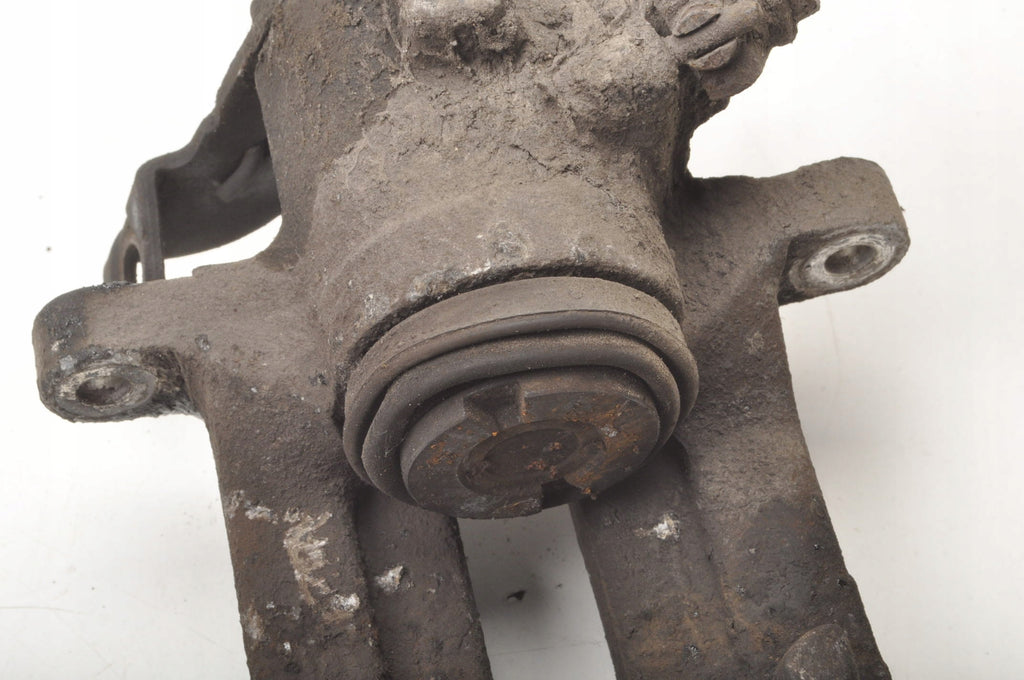 AUDI A4 B6 2.0 20V 130KM BRAKE CALIPER LEFT REAR SEDAN