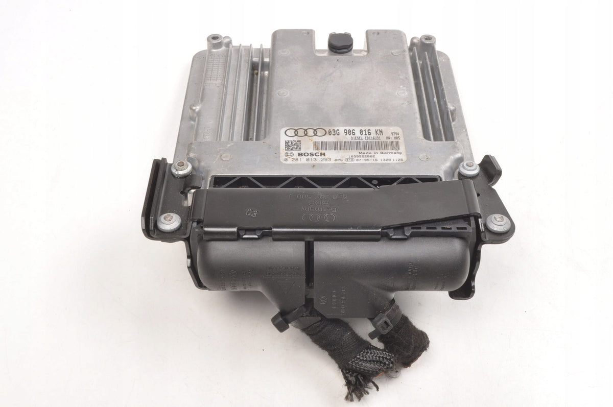 AUDI A4 B7 2.0 TDI COMPUTER ENGINE DRIVER 03G906016KN