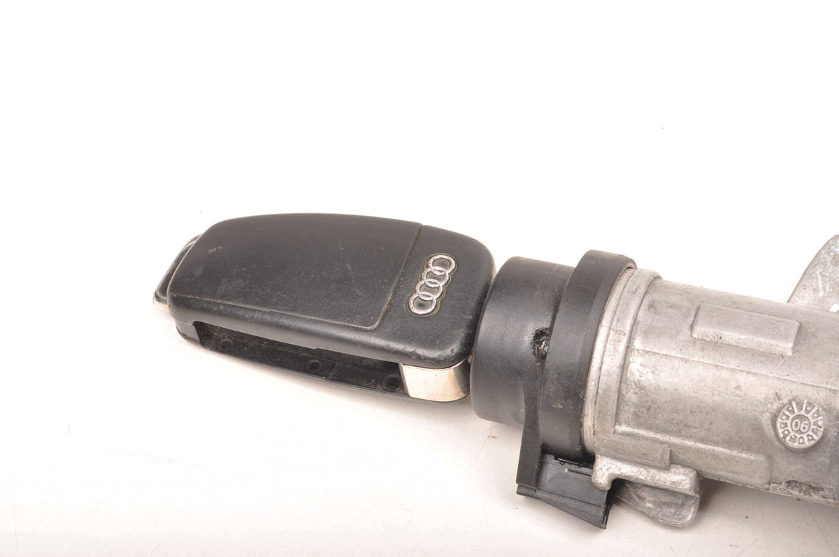 AUDI A4 B7 4B0905851Q KEY IGNITION