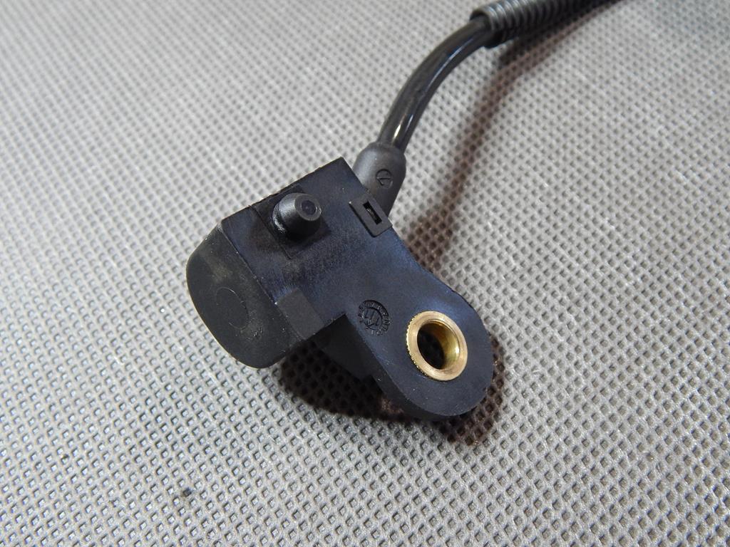 AUDI A4 B8 CAMSHAFT SENSOR