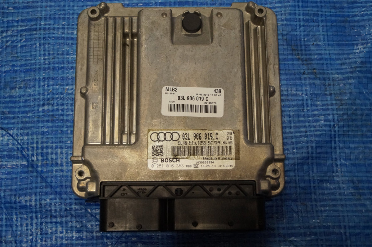 AUDI A4 B8 ENGINE CONTROLLER 2.0TDI 03L906019C