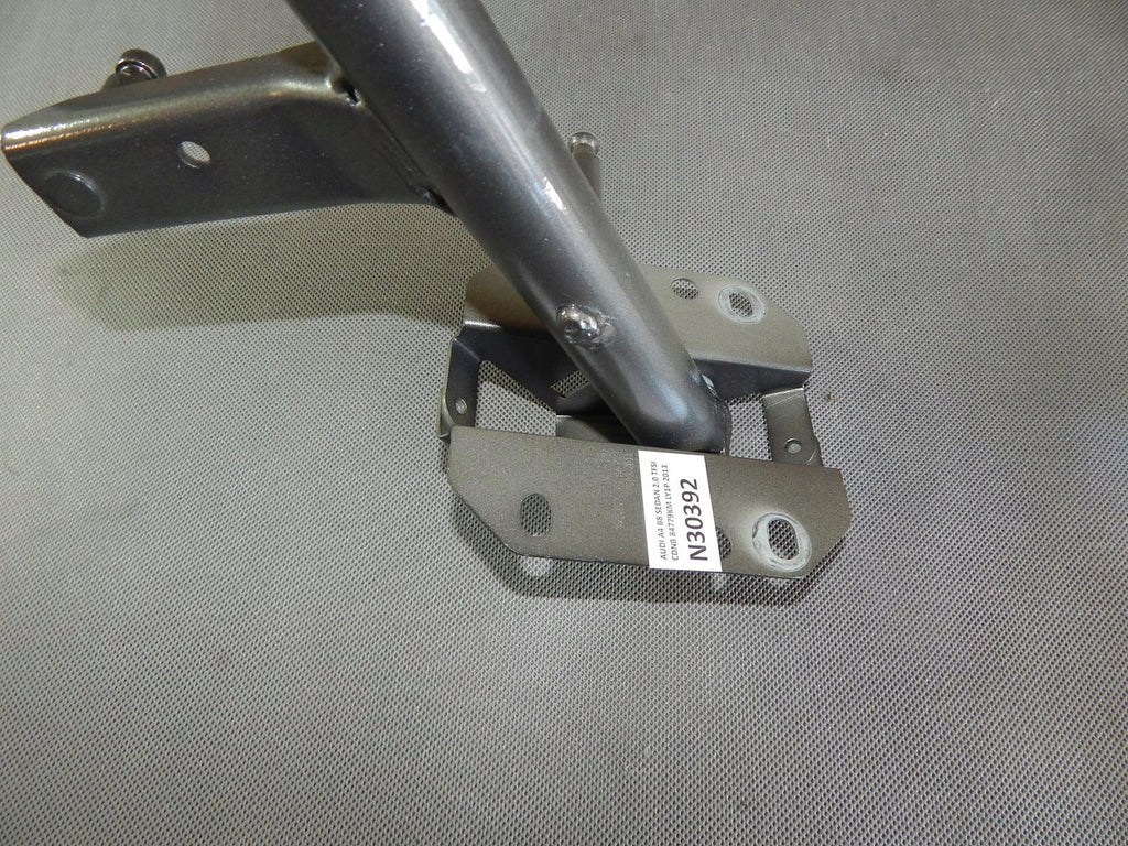 AUDI A4 B8 FLAP HINGE LEFT SEDAN 8K5827301AA