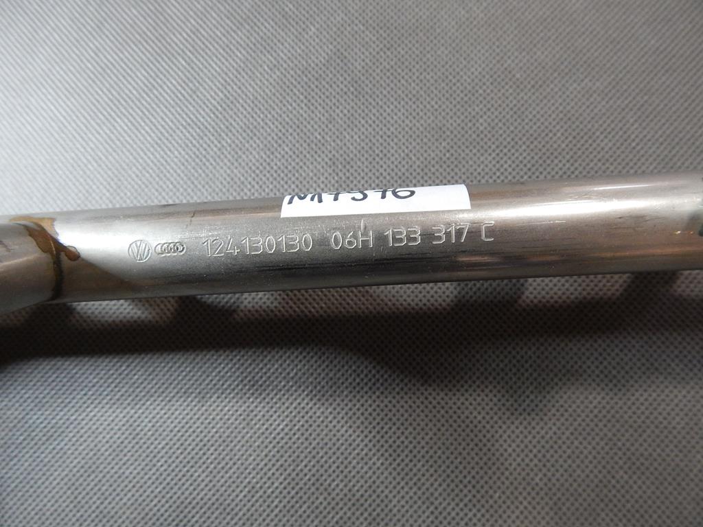 AUDI A4 B8 FUEL INJECTION RAIL 06H133317C