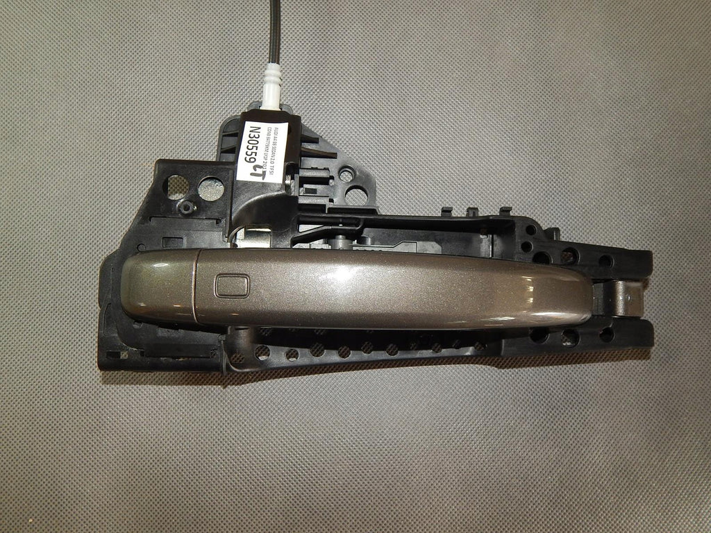 AUDI A4 B8 HANDLE LEFT REAR LY1P