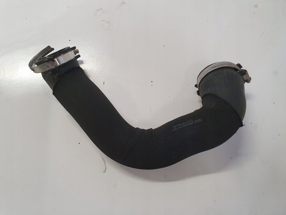 AUDI A4 B8 INTERCOOLER HOSE 2.7TDI 8K0145738P