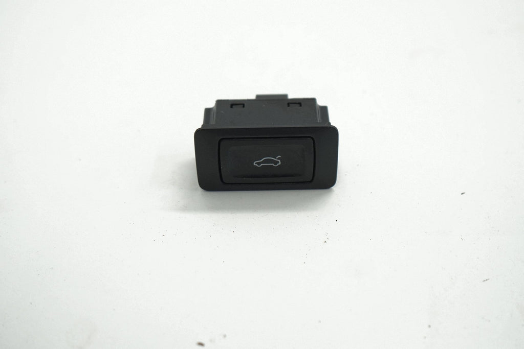 AUDI A4 B8 LIFT 15R BUTTON TAILGATE SWITCH 4G0959831A