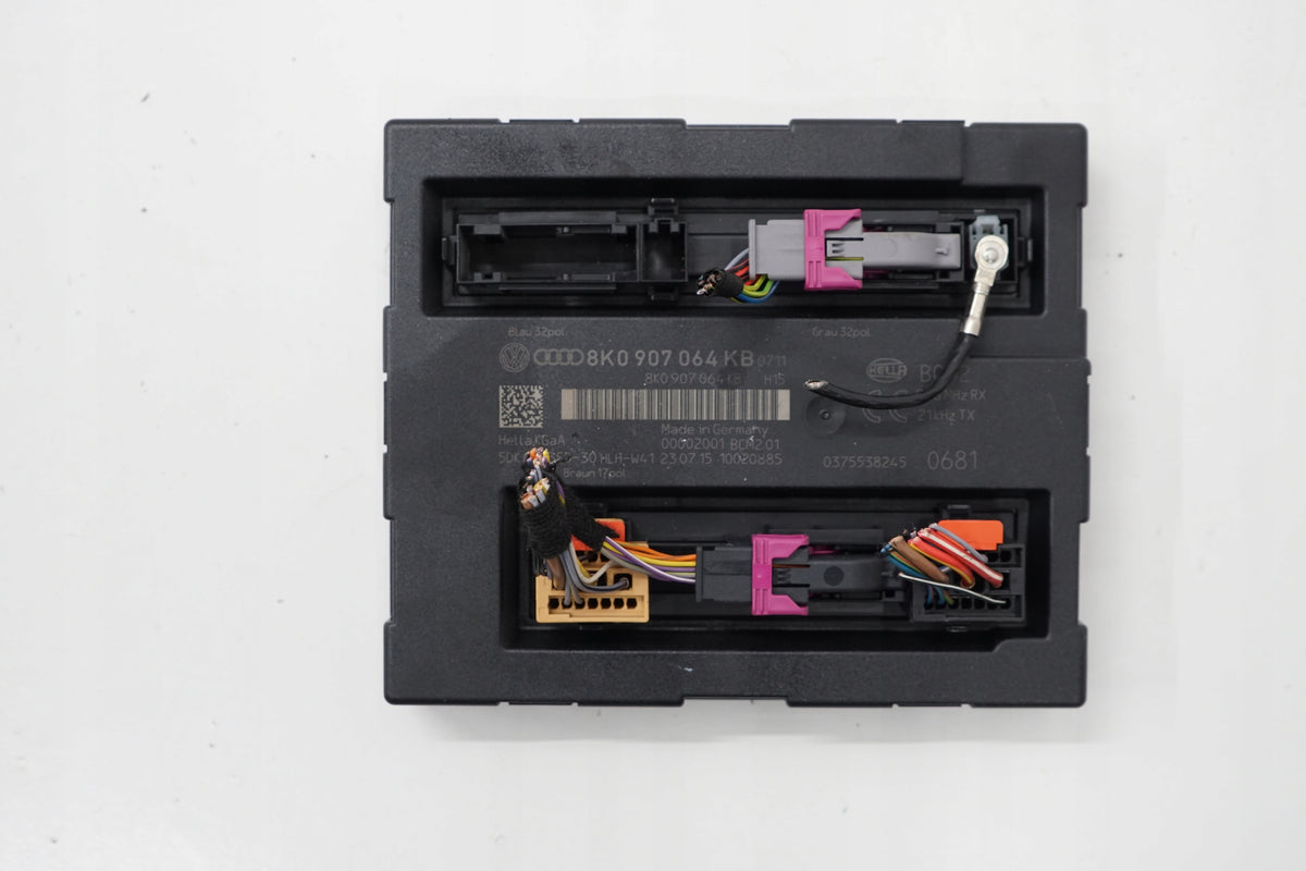 AUDI A4 B8 LIFT 15R COMFORT CONTROLLER MODULE 8K0907064KB