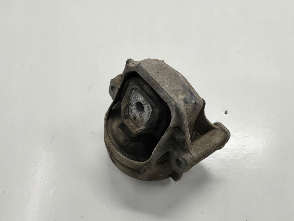 AUDI A4 B8 LIFT 15R ENGINE CUSHION 2.0TDI 8K0199381AN