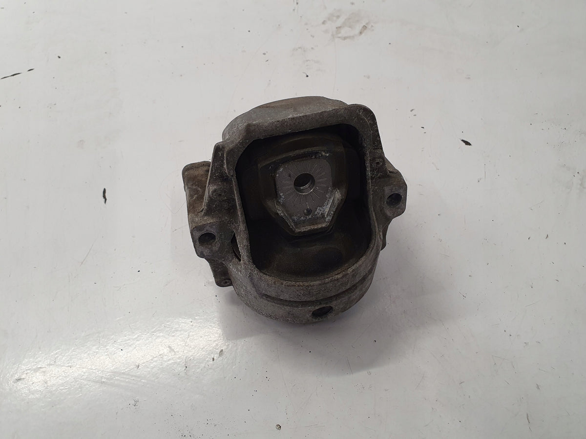 AUDI A4 B8 LIFT ENGINE CUSHION 2.0TDI 8R0199381AN