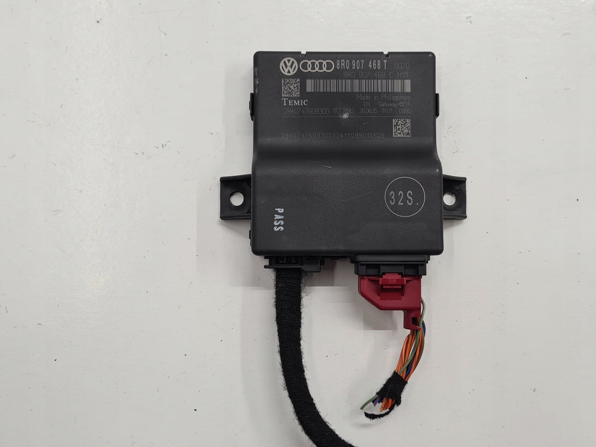 AUDI A4 B8 LIFT MODULE GATEWAY CONTROLLER 8R0907468T