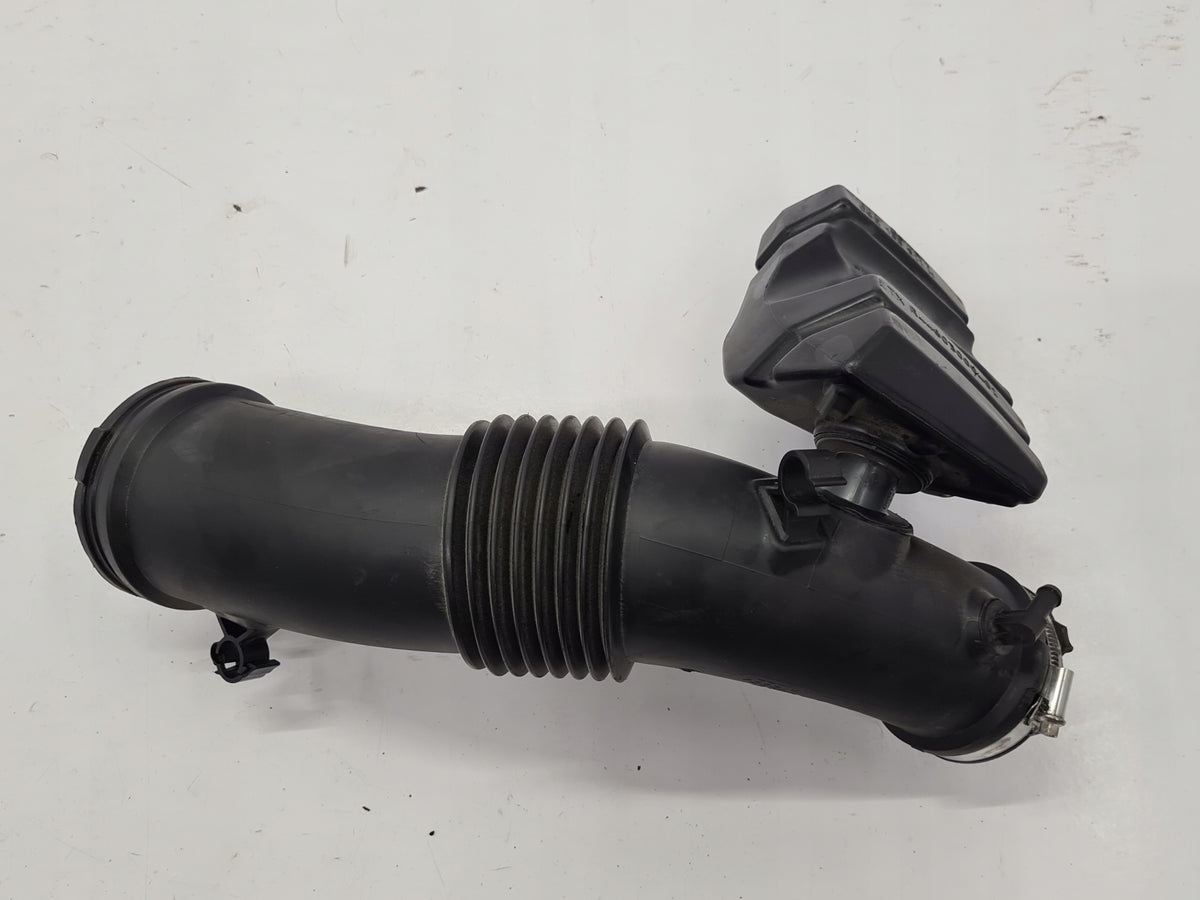 AUDI A4 B8 PIPE SUCTION HOSE 3.2FSI 06E129627S