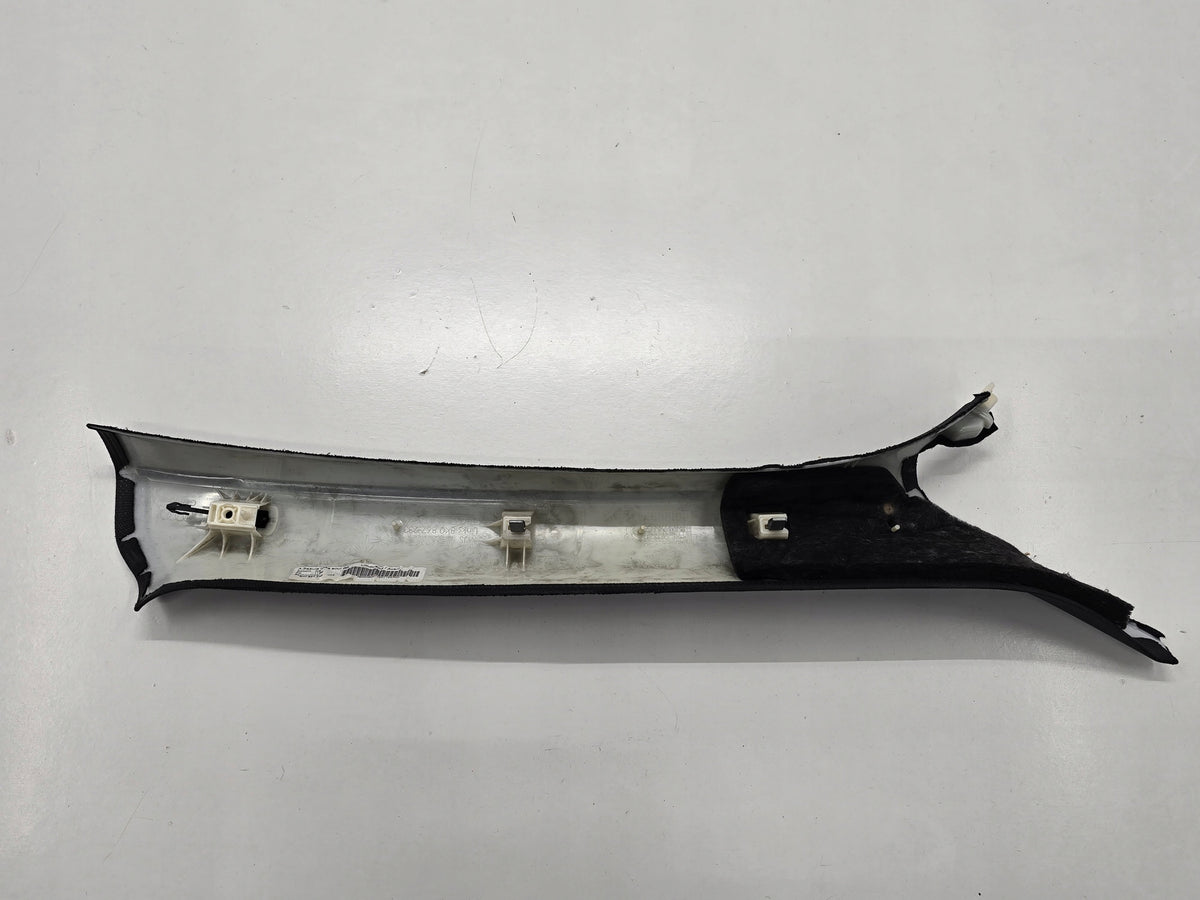 AUDI A4 B8 S-LINE POST COVER AND LEFT FRONT 8K0867233