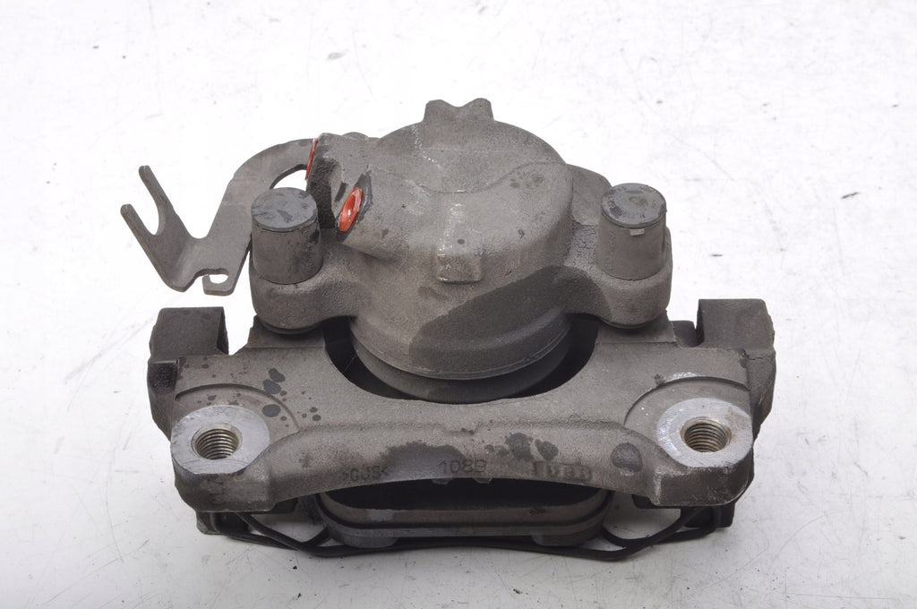 AUDI A4 B9 1.4 TFSI CLAMP RIGHT FRONT 8W06BQ
