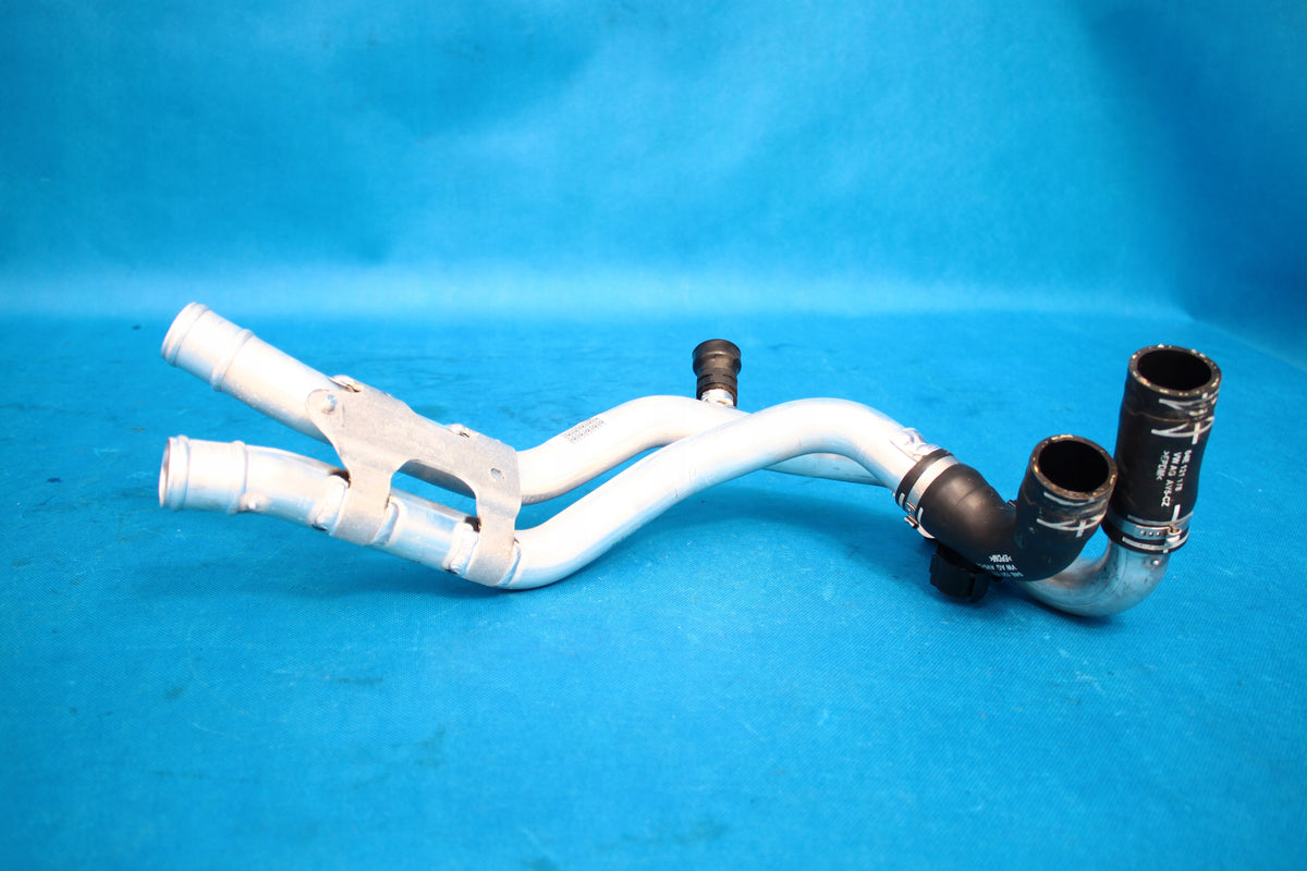 AUDI A4 B9 1.4 TFSI WATER TUBES 04E121194D 2017R