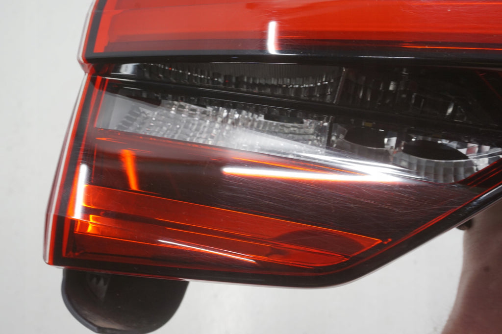 AUDI A4 B9 15R STATION WAGON LAMP LEFT REAR FLAP MATRIX 8W9945093B